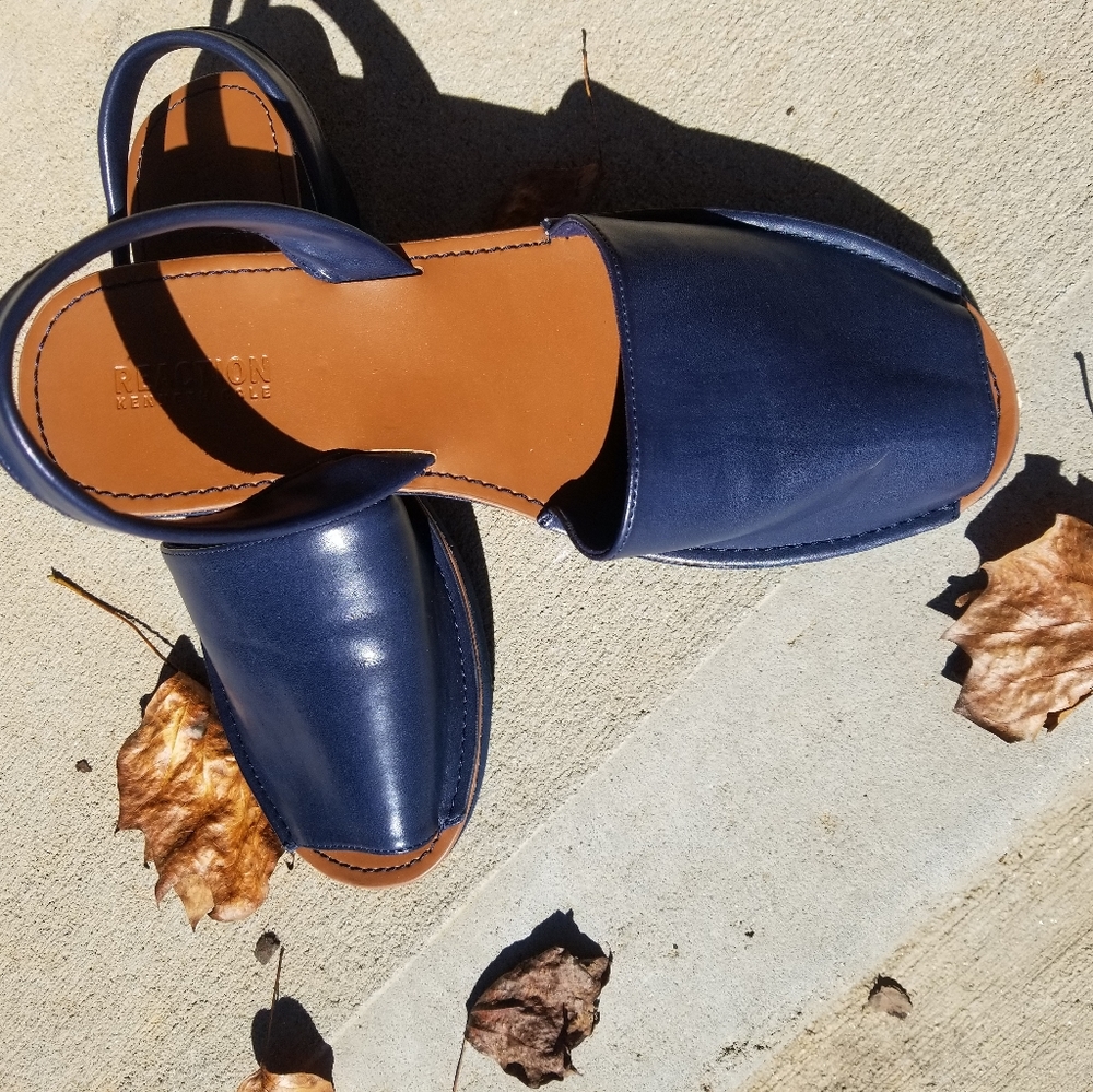 Kenneth Cole Reaction women sandals